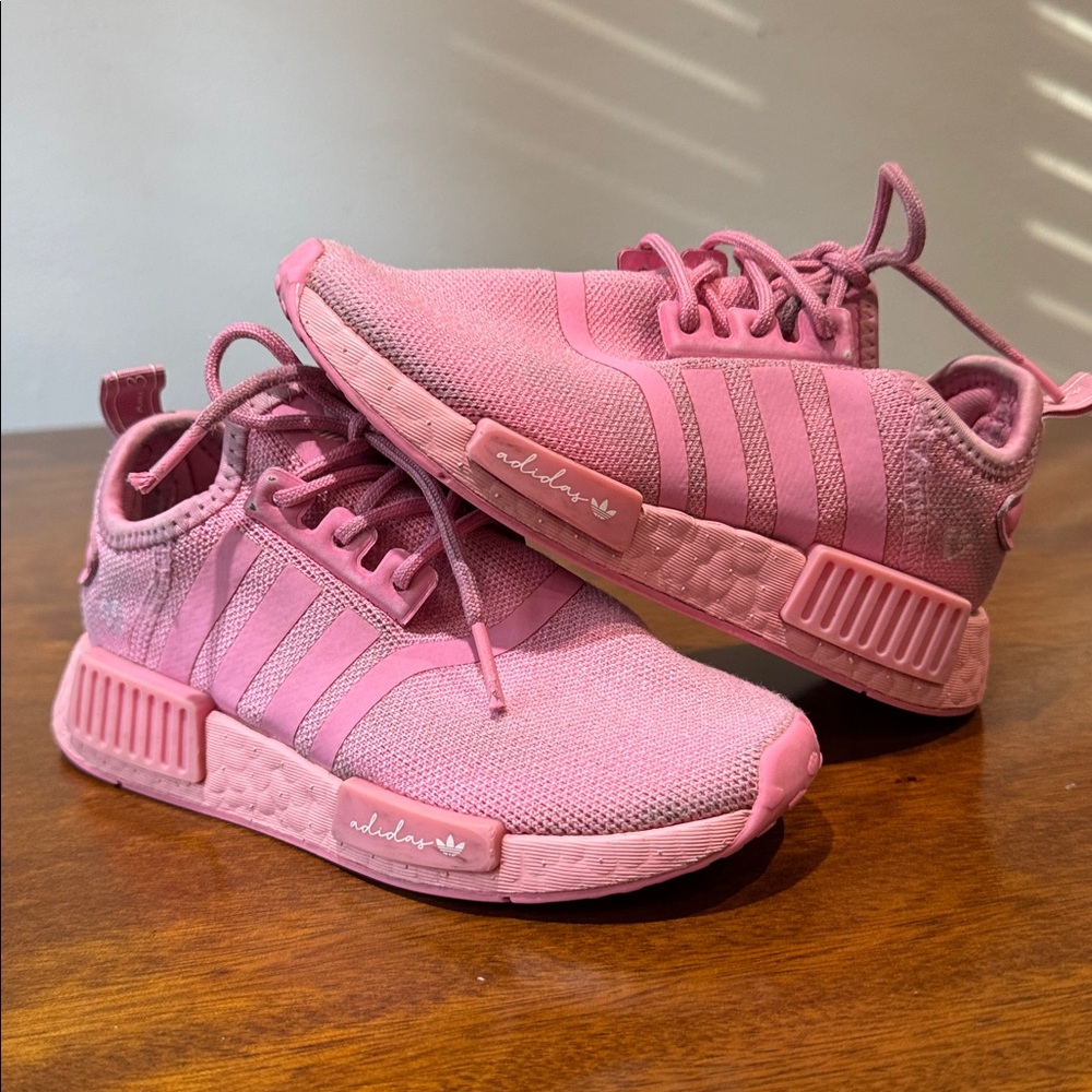Adidas Kids Sneakers in Vibrant Pink size12